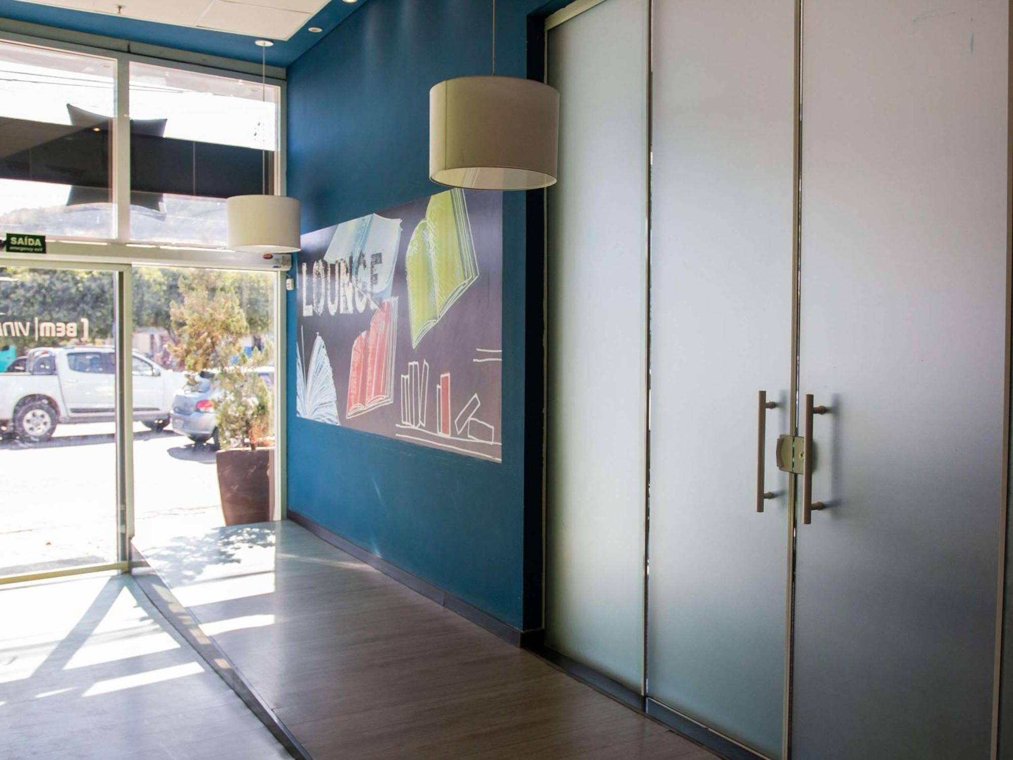 Ibis Budget อิตาเปรูนา ภายนอก รูปภาพ